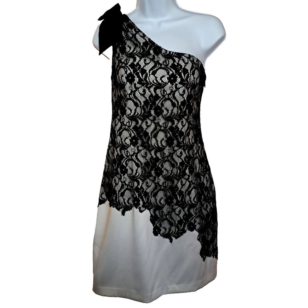 MAX & CLEO Claire dress Sz 6 LACE & BIG velvet shoulder BOW FORMAL PROM PARTY